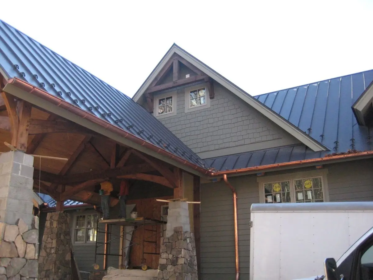 Craftsman Roofing team delivering quality roofing work in Cooks Crossing